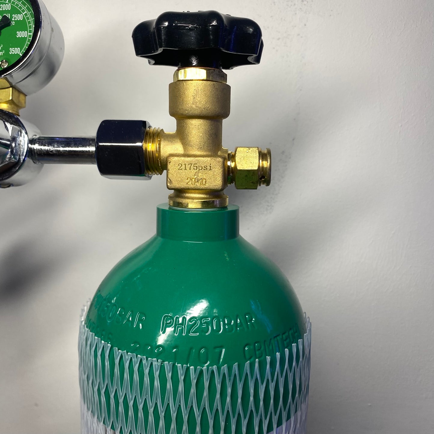 Cilindro de Oxígeno de Aluminio 4.6 L con Válvula CGA-540 Airprov